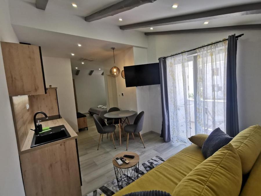 Appartement New Nikolina 4 Star à Mali Lošinj Extérieur photo