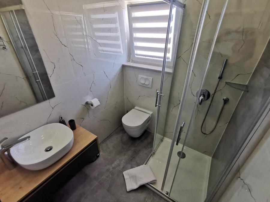 Appartement New Nikolina 4 Star à Mali Lošinj Extérieur photo