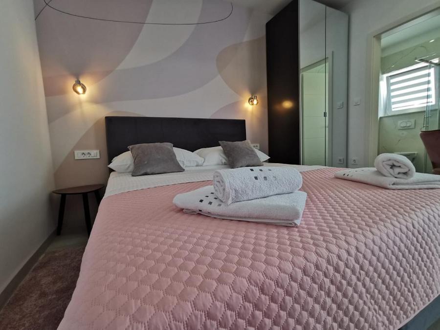 Appartement New Nikolina 4 Star à Mali Lošinj Extérieur photo