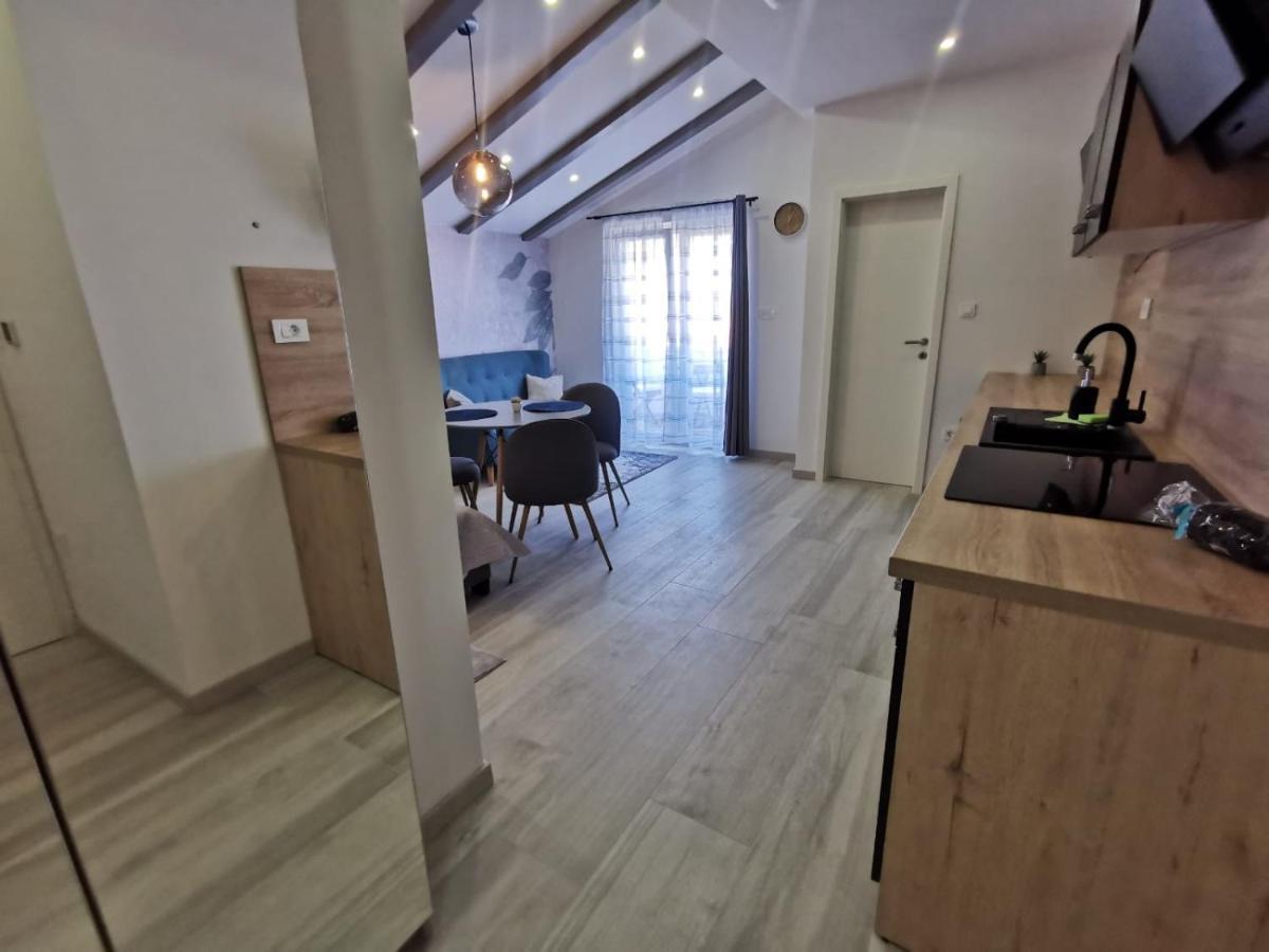 Appartement New Nikolina 4 Star à Mali Lošinj Extérieur photo