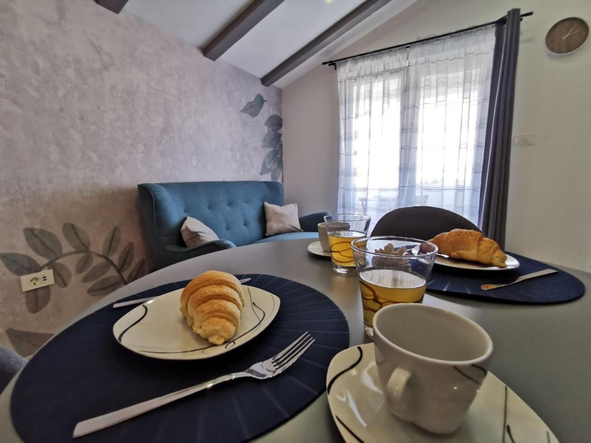 Appartement New Nikolina 4 Star à Mali Lošinj Extérieur photo